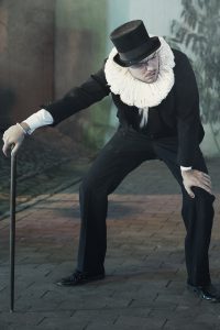 Jan Gugel
Foto: ©Jenny Fitz Der Schauspieler Jan Gugel in "Ein Sommernachtstraum" des Sommertheaters Dessau-Rosslau auf der Wasserburg Rosslau