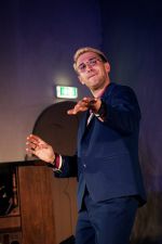 Valentin Schade
Foto: ©Jenny Fitz Der Schauspieler Valentin Schade in "Was ihr Wollt" des Sommertheater Dessau-Roßlau