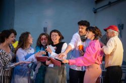 Michael Kohlhaas - Szenenfoto der Theaterinszenierung auf der Wasserburg Roßlau Michael Kohlhaas - Szenenfoto der Theaterinszenierung auf der Wasserburg Roßlau